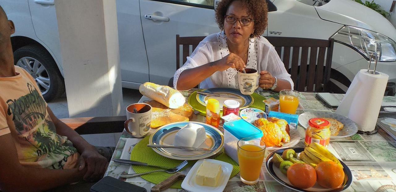 Corinne Villa A 300M From The Beach Grand Bay Εξωτερικό φωτογραφία